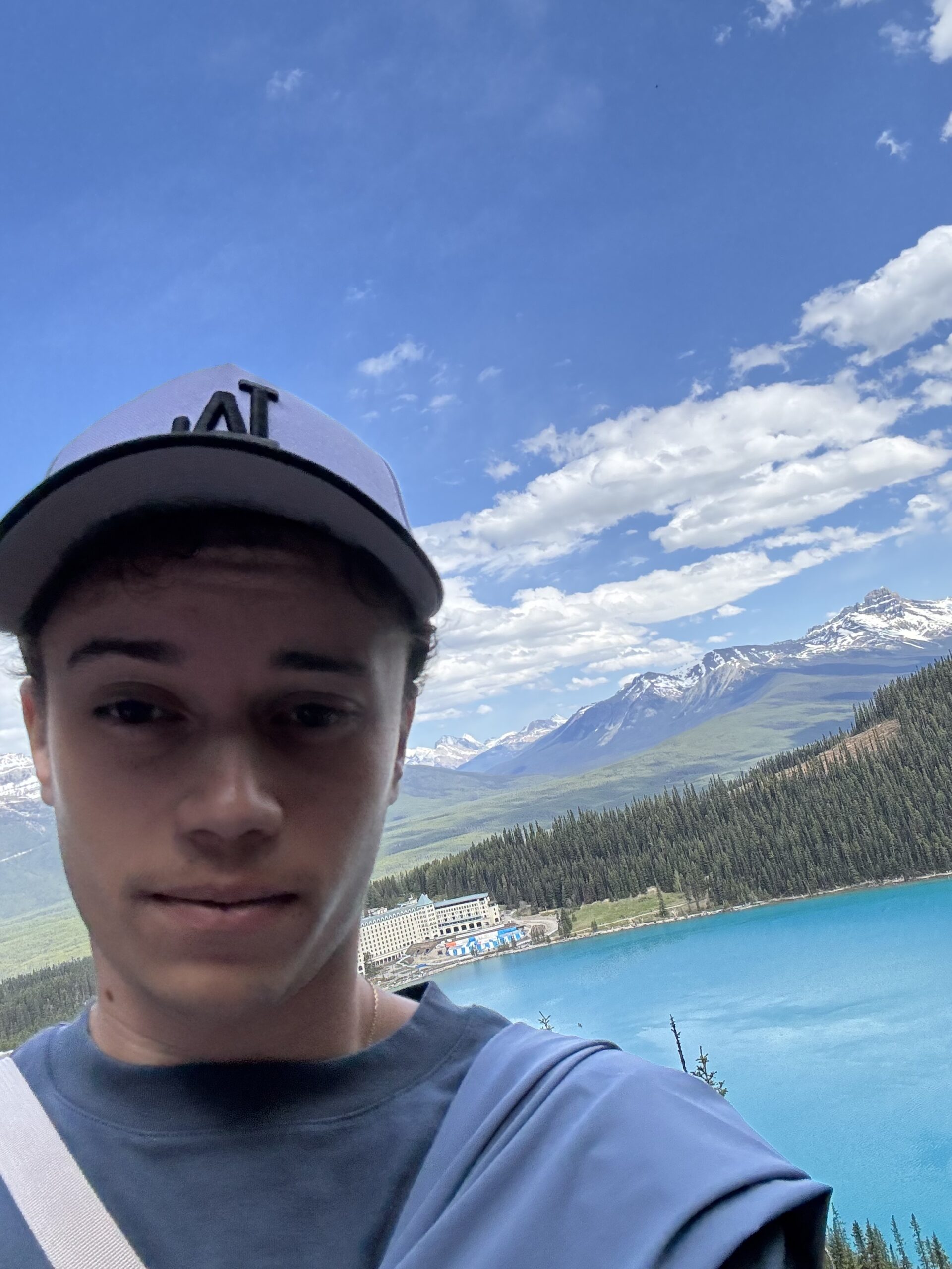 Leo - Canada 1